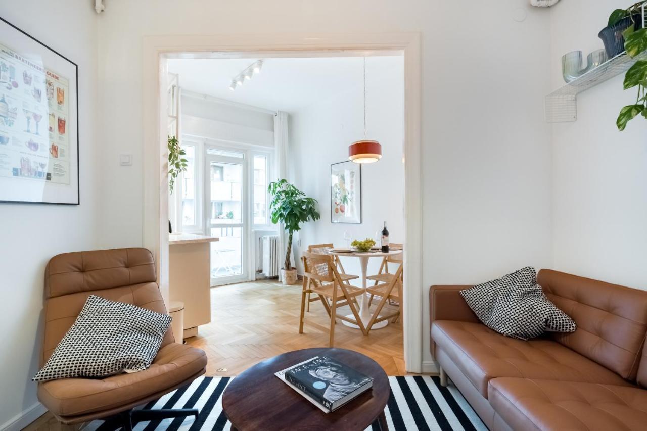Cismigiu Serenity: 1Br Flat With Scenic Balcony Bukarest Exterior foto