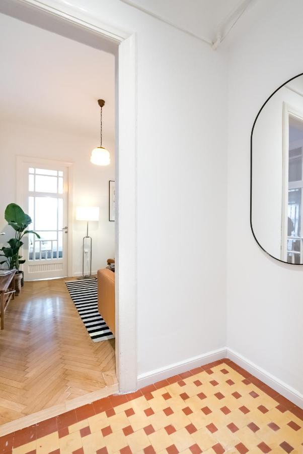 Cismigiu Serenity: 1Br Flat With Scenic Balcony Bukarest Exterior foto