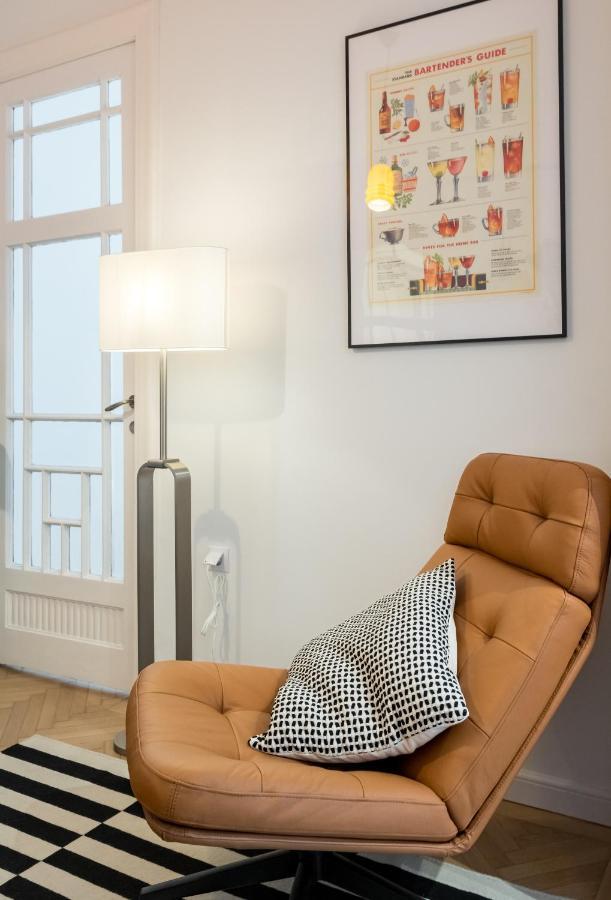 Cismigiu Serenity: 1Br Flat With Scenic Balcony Bukarest Exterior foto