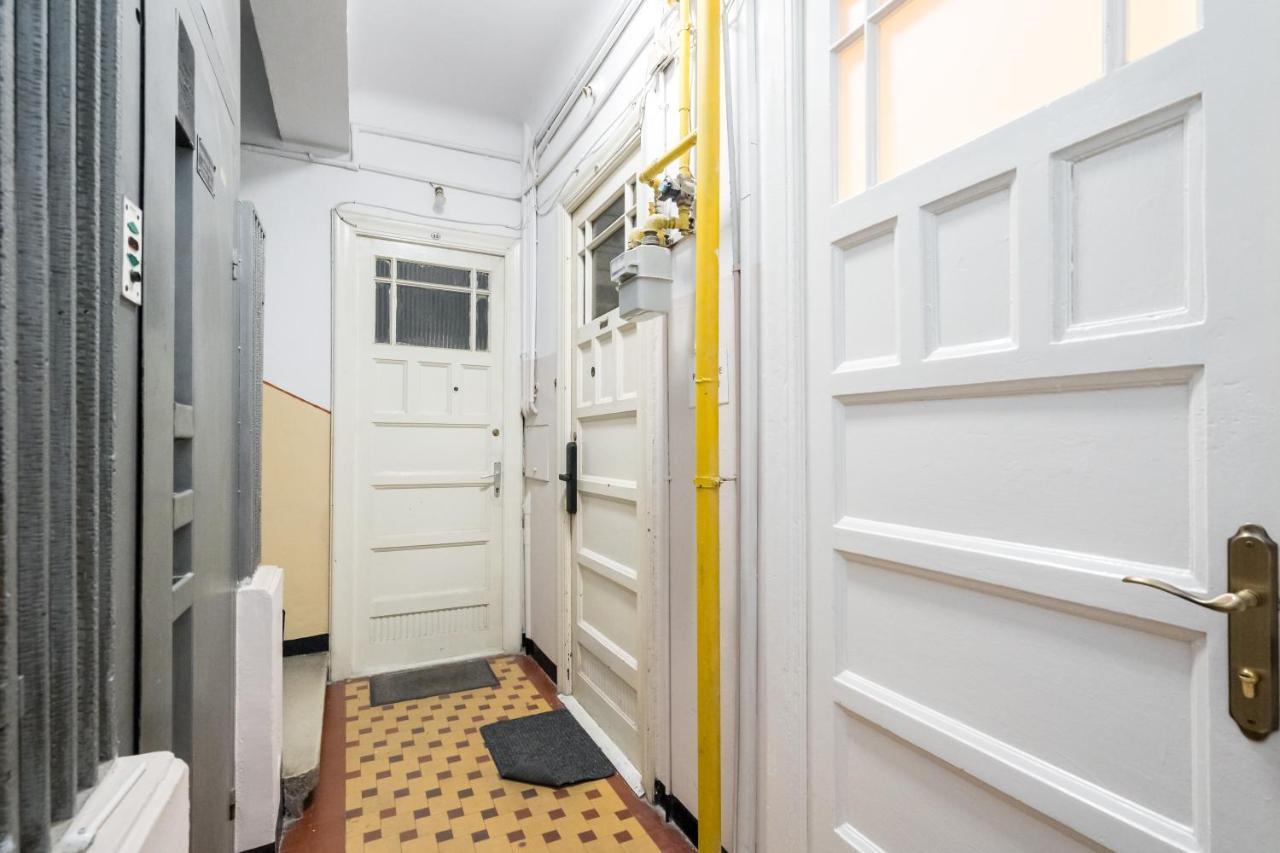 Cismigiu Serenity: 1Br Flat With Scenic Balcony Bukarest Exterior foto