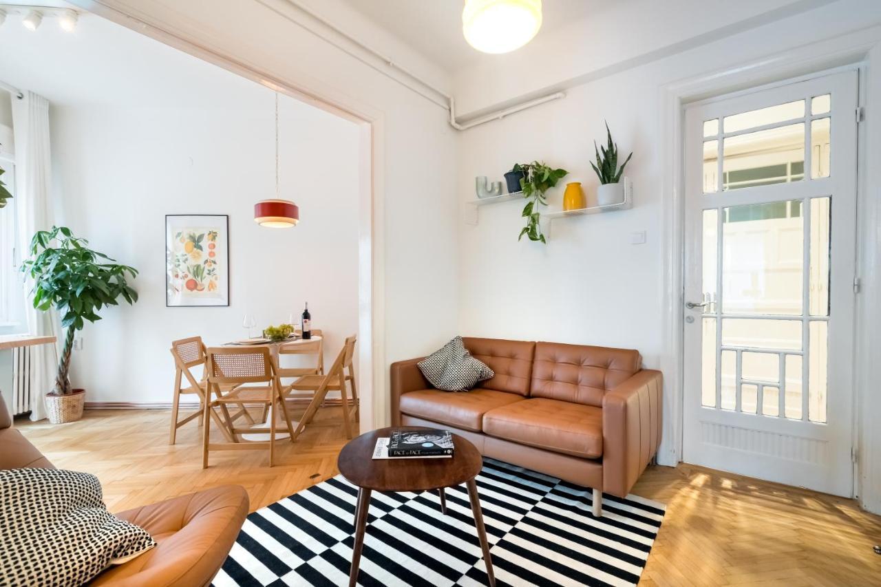 Cismigiu Serenity: 1Br Flat With Scenic Balcony Bukarest Exterior foto